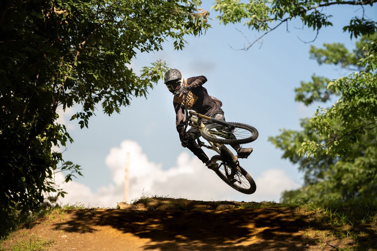 hiking & cycling in Kenya